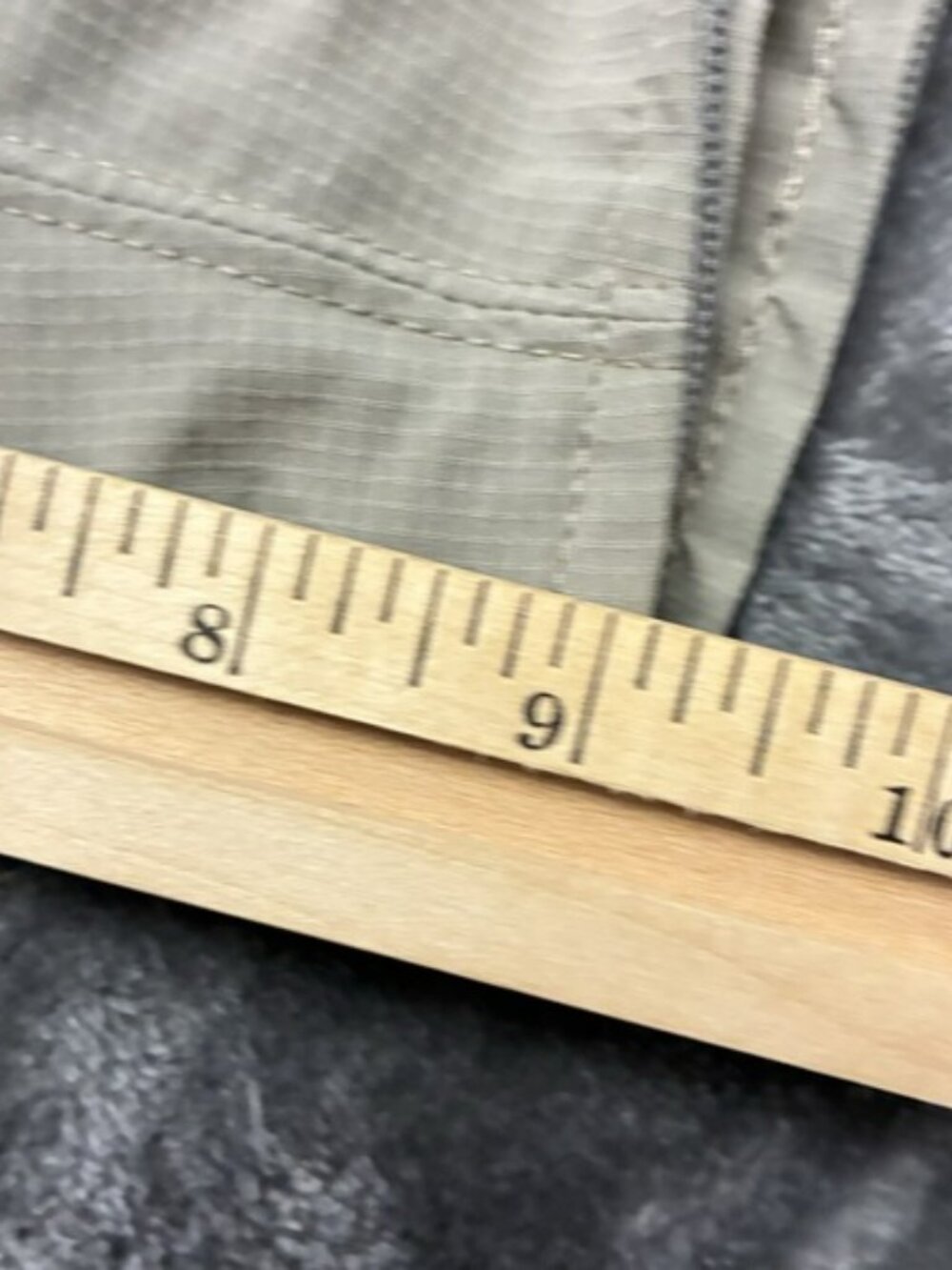 Kuhl Shorts Womens 12R Beige Free Range Cargo Outdoor Hiking Utility Summer - Picture 10 of 11